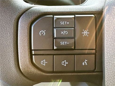 New 2025 Ford F550 4x4 Regular Cab Super Duty image 23