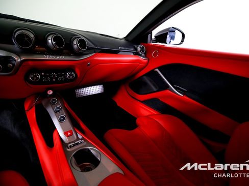 Used 2017 Ferrari F12 Berlinetta RWD image 15
