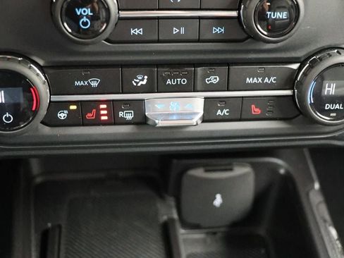 Used 2025 Ford Bronco Outer Banks image 24