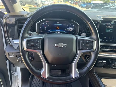 Used 2024 Chevrolet Silverado 1500 LT Trail Boss w/ Protection Package AWD/4WD image 21