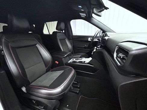 Used 2023 Ford Explorer ST-Line w/ Class IV Trailer Tow Package image 15