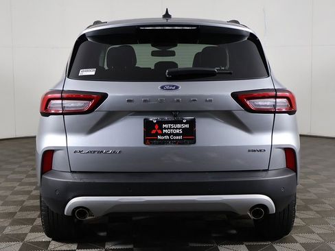 Used 2024 Ford Escape Platinum AWD/4WD image 12