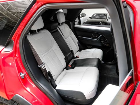 Used 2023 Land Rover Range Rover Sport SE Dynamic image 34