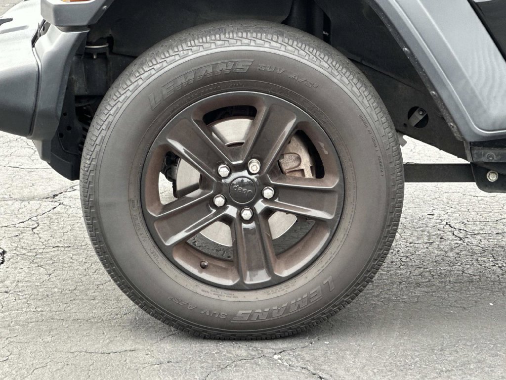 Used 2019 Jeep Wrangler Unlimited Sport AWD/4WD image 9