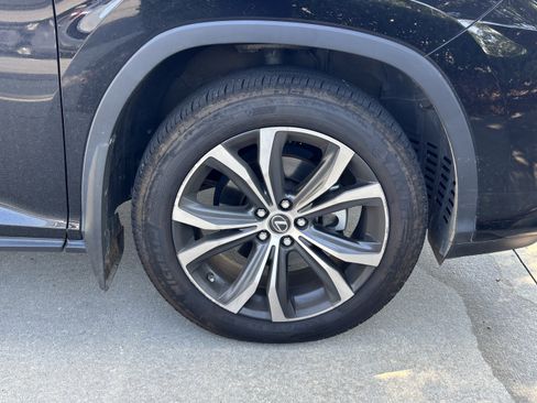 Used 2019 Lexus RX 350L AWD image 12