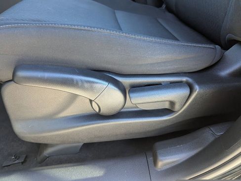 Used 2020 Honda Ridgeline Sport image 17