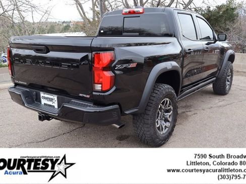 Used 2025 Chevrolet Colorado ZR2 w/ Technology Package image 7