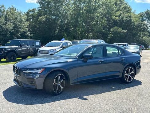 Used 2024 Volvo S60 B5 Plus image 13