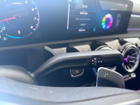 Used 2022 Mercedes-Benz A 220 4MATIC image 25