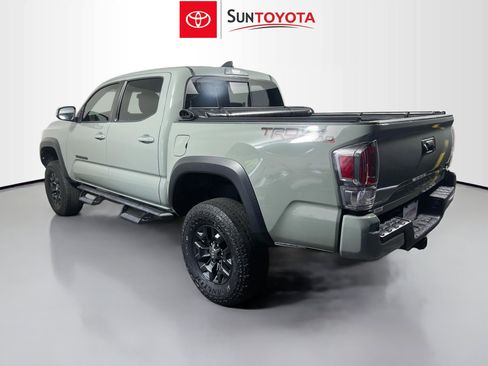 Used 2022 Toyota Tacoma TRD Off-Road w/ Technology Package RWD image 6