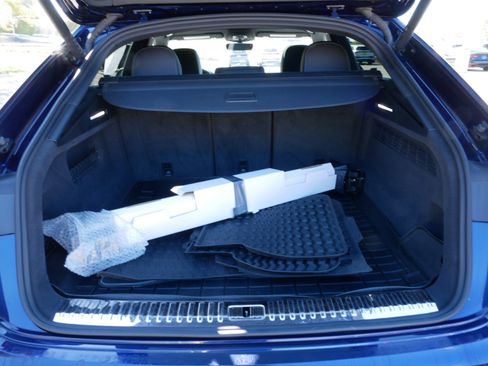 Used 2021 Audi Q8 Premium Plus image 18