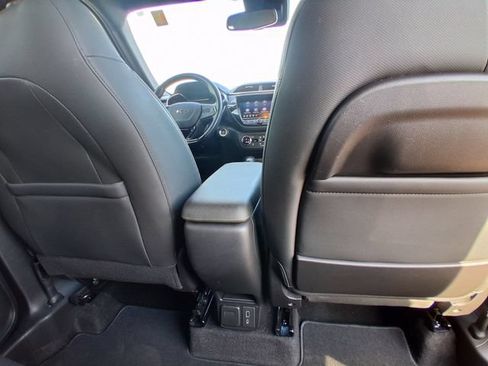 Used 2021 Chevrolet TrailBlazer RS w/ Convenience Package FWD image 17