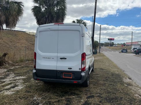 Used 2017 Ford Transit 150 130 Medium Roof image 39