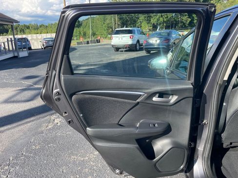 Used 2015 Honda Fit EX image 16