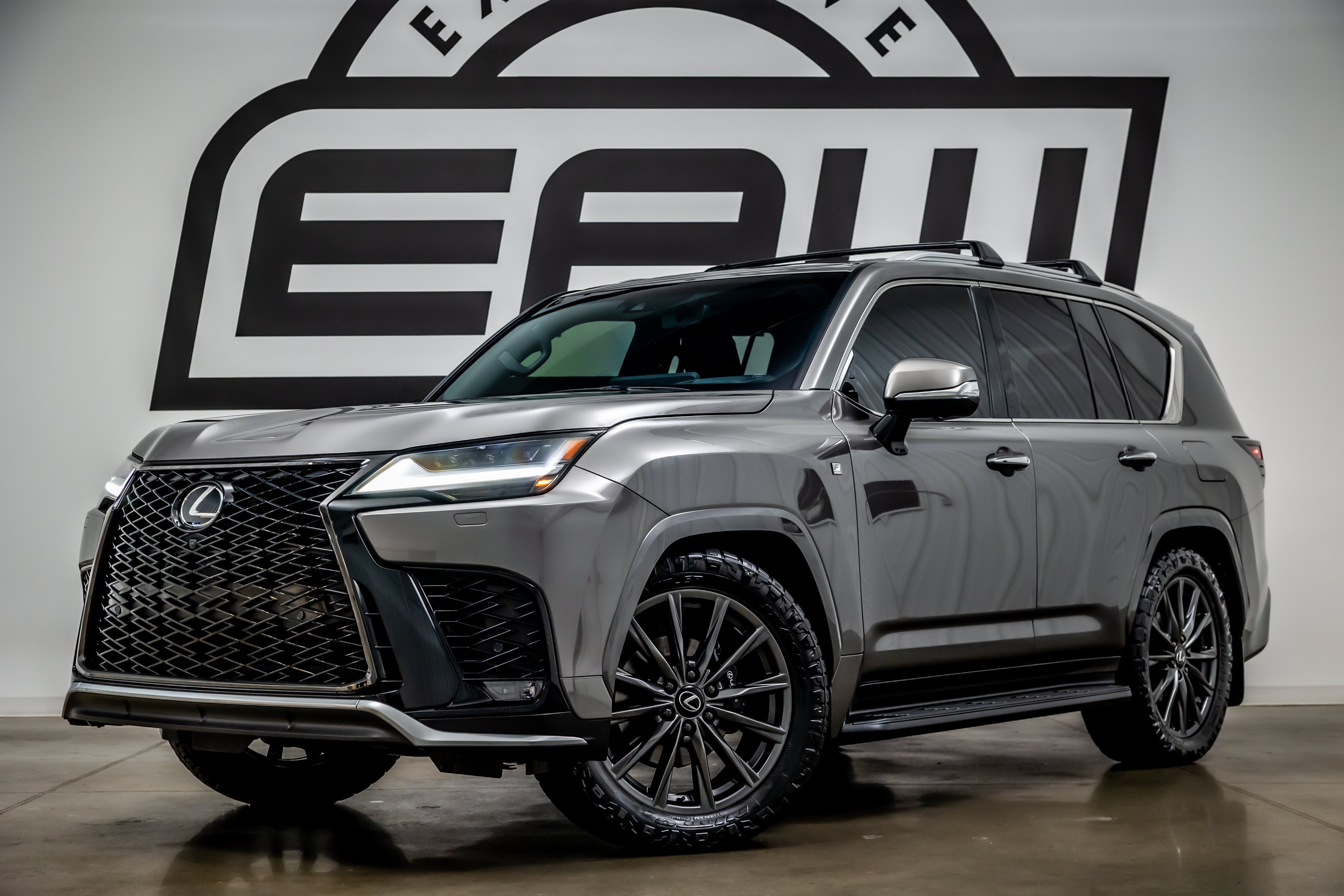 Used 2024 Lexus LX 600 F Sport AWD/4WD image 1