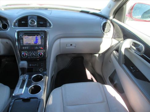 Used 2017 Buick Enclave Leather image 13