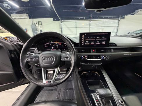 Used 2022 Audi RS 5 image 12