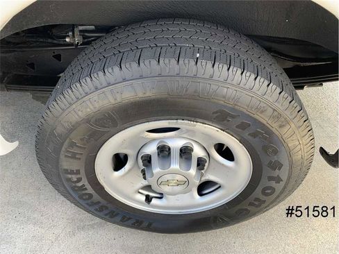 Used 2020 Chevrolet Express 2500 image 21