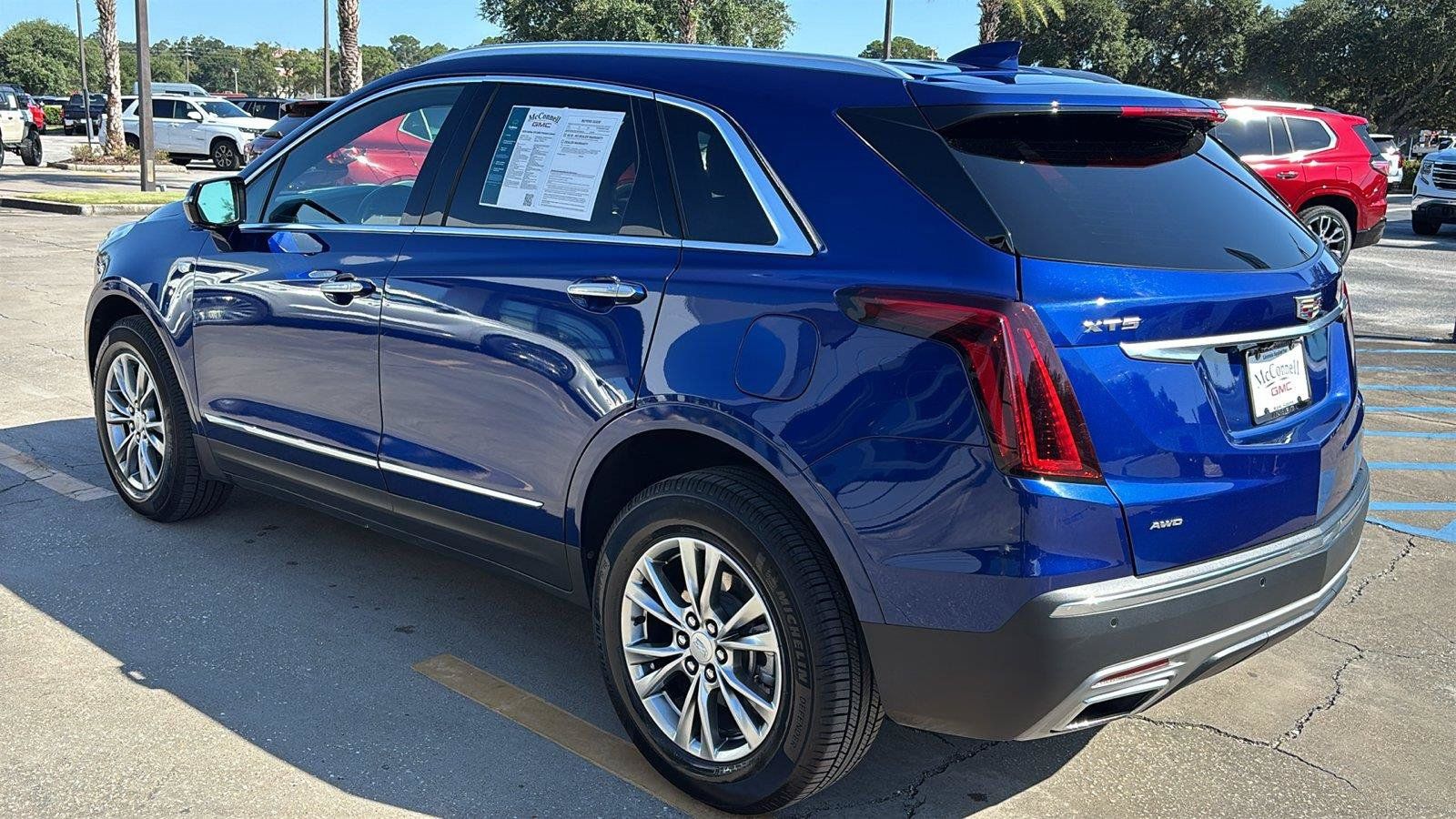Certified 2023 Cadillac XT5 Premium Luxury AWD/4WD image 5
