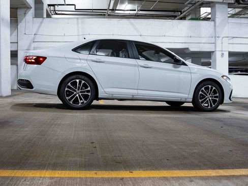 New 2026 Volkswagen Jetta Sport FWD image 7