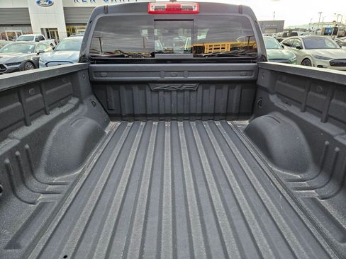 Used 2021 Chevrolet Colorado ZR2 image 32