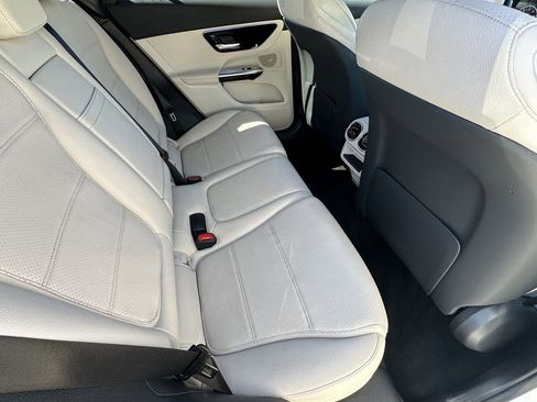 Certified 2024 Mercedes-Benz GLC 300 image 18