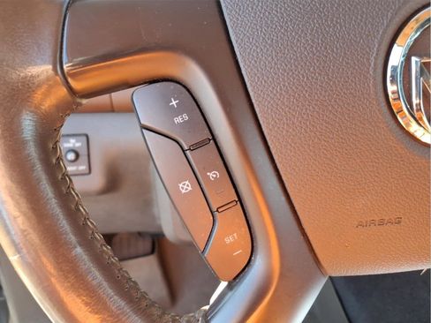 Used 2014 Buick Enclave Leather image 16