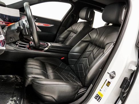 Used 2023 BMW 760i xDrive 760i xDrive w/ Executive Package image 6