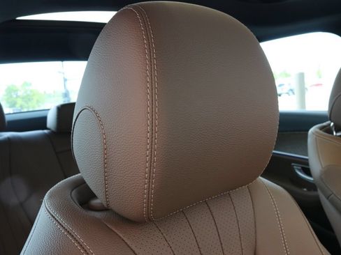 Used 2022 Mercedes-Benz E 350 4MATIC Sedan image 51