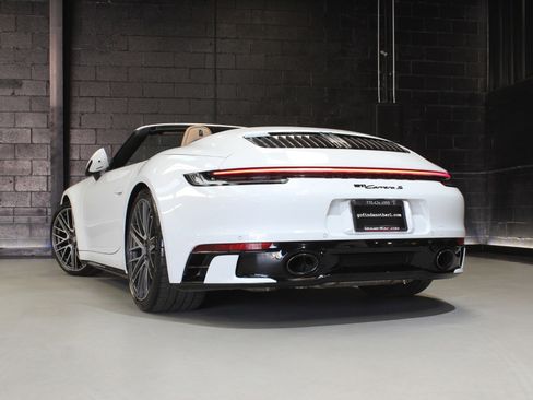 Used 2022 Porsche 911 Carrera S image 22