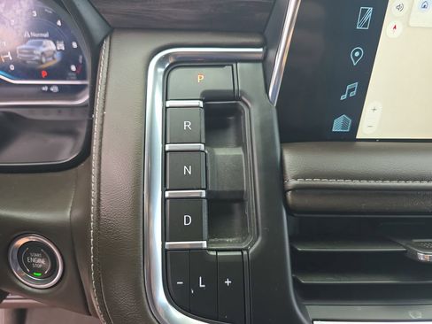 Used 2023 Chevrolet Tahoe LT AWD/4WD image 31
