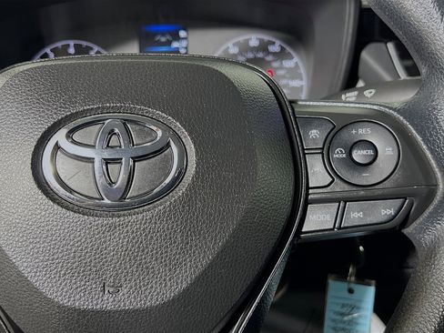 Used 2024 Toyota Corolla LE FWD image 17
