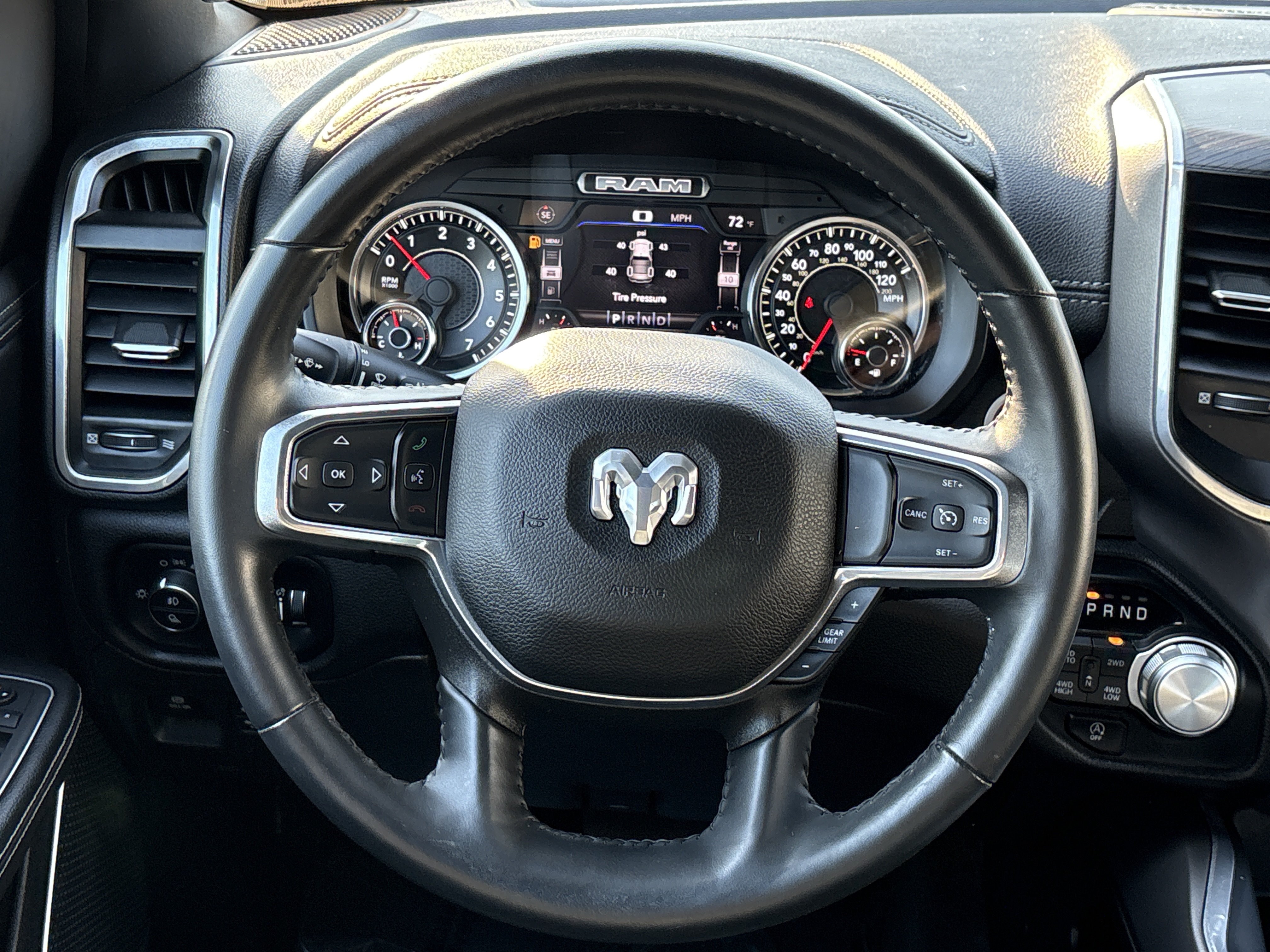 Used 2023 RAM 1500 Laramie AWD/4WD image 21