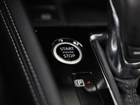 Used 2024 Nissan Kicks SV FWD image 38