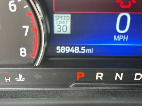 Used 2022 Ford Explorer XLT w/ Equipment Group 202A AWD/4WD image 25