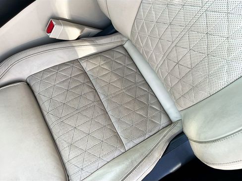 Used 2022 Nissan Maxima Platinum w/ Sport Mat Group FWD image 20