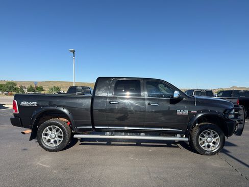 Used 2017 RAM 2500 Limited AWD/4WD image 7