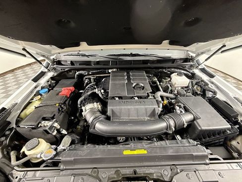 Used 2024 Nissan Frontier PRO-4X w/ Technology Package image 38