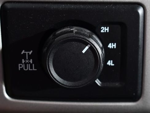 Used 2017 Ford F250 Lariat w/ Chrome Package AWD/4WD image 30