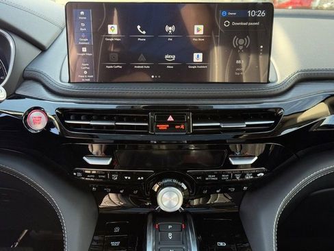 Used 2026 Acura MDX w/ Advance Package image 9