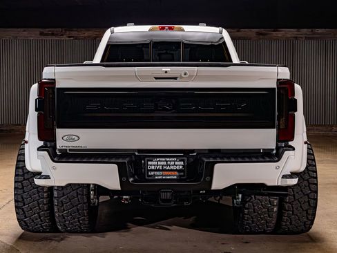 Used 2026 Ford F450 Platinum image 8