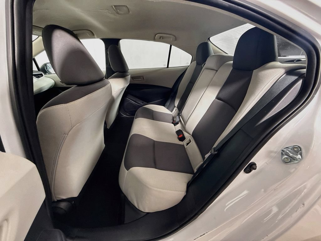 Used 2025 Toyota Corolla LE FWD image 23