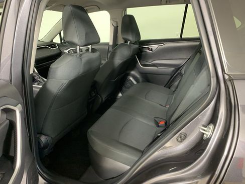 Used 2024 Toyota RAV4 LE image 31