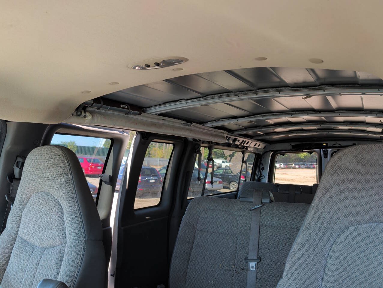 Used 2008 Chevrolet Express 3500 Extended Passenger w/ LT Preferred Equipment Group RWD image 33