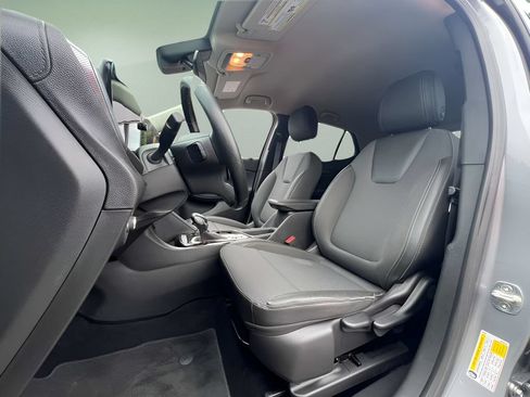 Used 2024 Buick Encore GX Preferred FWD image 22