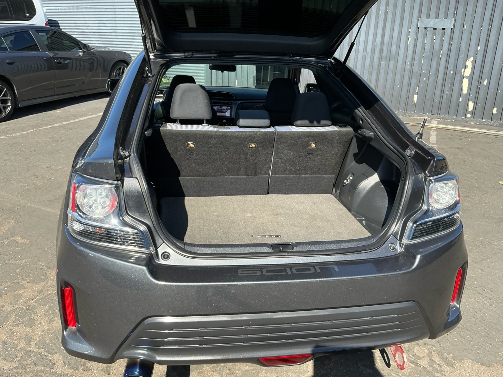Used 2015 Scion tC FWD image 25
