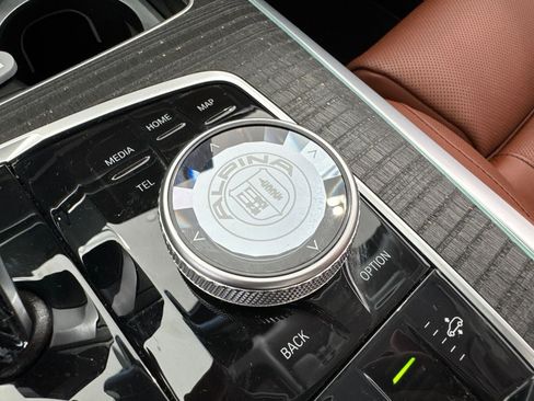 Used 2026 BMW ALPINA XB7 AWD/4WD image 33