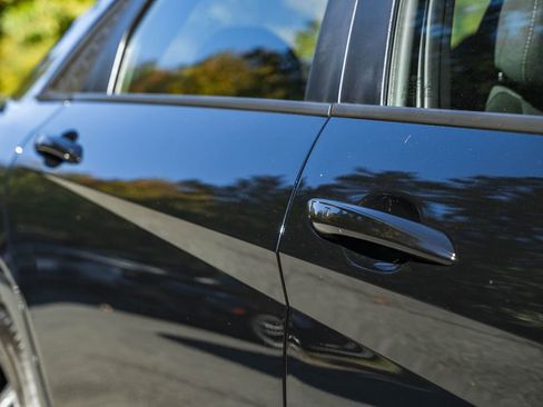 Certified 2025 Hyundai Elantra Sport image 12