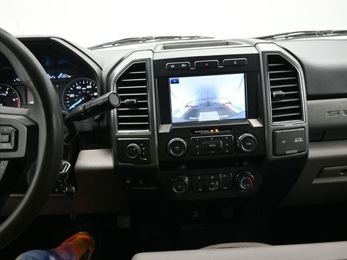 Used 2020 Ford F250 XLT image 19