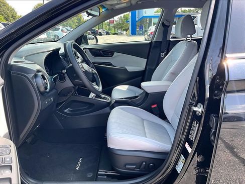 Used 2023 Hyundai Kona SEL w/ Cargo Package AWD/4WD image 10